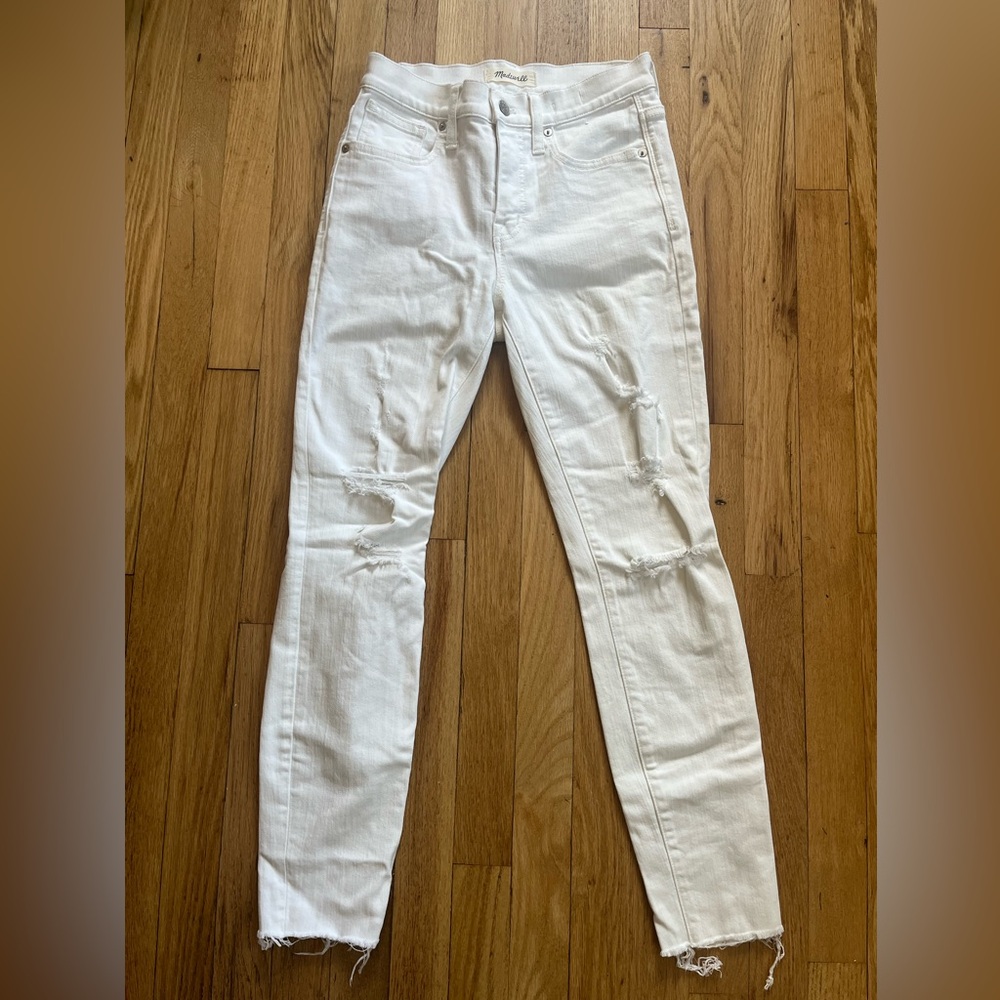 Madewell Women's White Distressed Skinny Jeans